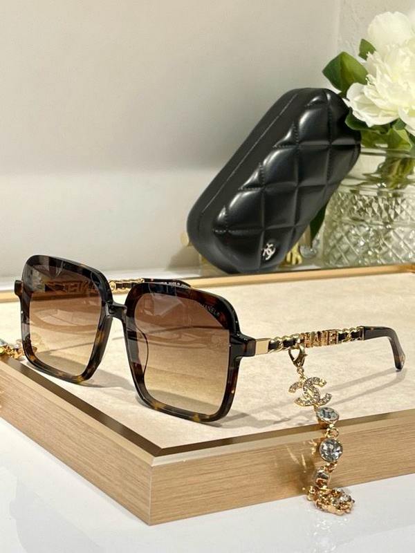 Chanel Sunglasses 551